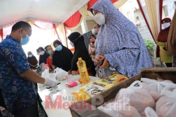 Pemkot Gelar Operasi Pasar di Seluruh Kecamatan