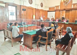 Dua Polisi Penganiaya Jurnalis Nurhadi Hanya Dihukum 10 Bulan Penjara