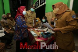 Ayo Manfaatkan! Besok Camat dan Lurah Buka Pelayanan Sayang Warga di Balai RW Serentak se-Surabaya