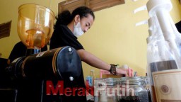 Eks Lahan Kelurahan Disulap jadi Tempat Usaha Menggeliurkan Warga MBR