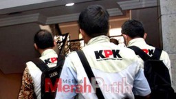 KPK Periksa 4 Mantan Pejabat Pemkab Tulungagung Terkait APBD 2014-2018