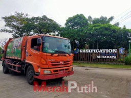 Atasi Bau Sampah! DLH Surabaya Bakal Tambah Truk Compactor?