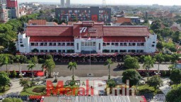 Rasa Kebanggaan Ini Dirasakan Warga Surabaya Ikuti Upacara Peringatan HUT ke - 77 RI