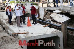 Awas! Hati-hati Ada Pekerjaan Saluran Embong Kenongo dan Kenari