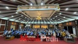 Persakmi Beri Penghargaan Walikota Eri Cahyadi