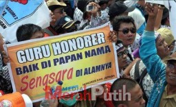 Ayo! Pak Pemerintah Perhatikan Nasib Guru Honorer di Sekolah Swasta Kasihan Mereka Upah Sudah Minim Bantuan Ngendon Sejak 2021?