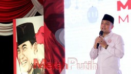 Di Malam Tasyakuran Wali Kota Eri Pesankan Surabaya Menjadi Hebat Bukan Karena Wali Kotanya, Tapi Berkat Kerja Keras Seluruh Warganya!