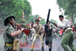 Parade Surabaya Juang Berlangsung Semarak