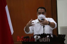Catat! Jika Temukan Pungli di Pemkot, Wali Kota Eri Tegas akan Proses Hukum Mulai Pemecatan hingga Pidana