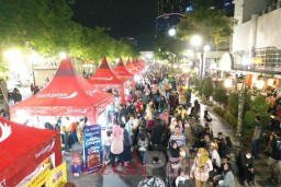 "Karnaval Nang Tunjungan" Meriah Bakal Dijadikan Agenda Tahunan?
