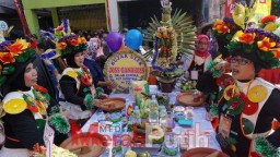 Amazing 700 Peserta Meriahkan Festival Rujak Uleg di HJKS ke-729