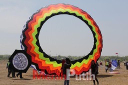 Ayo Saksikan Surabaya Kite Festival 2022