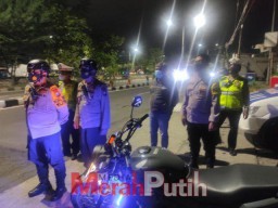 Cegah Tawuran, Polisi Tambaksari Lakukan Patroli Malam