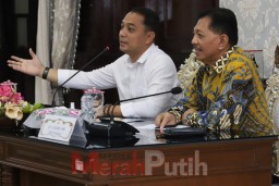 Tak usah Panik Tenaga Outsourcing Tetap Diperdayakan Ini janji Wali Kota Eri!