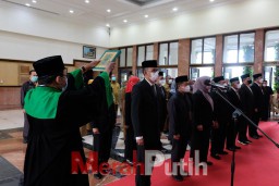 35 Pejabat Pemkot Surabaya Dirotasi