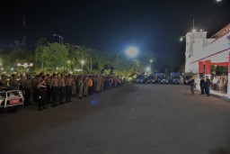 Operasi Skala Besar di Surabaya Amankan Sejumlah Pelanggar Ketertiban Umum