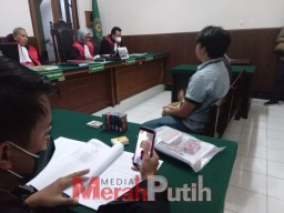 Tergiur Upah Rp5,5 Juta Dedi Candra Nekat Bawa Rokok Ilegal dari Pamekasan