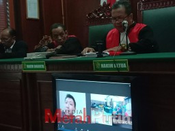 Aniaya Pacarnya, Roby Santoso Diadili