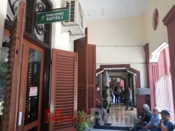 Terbukti Gelapkan Mobil Suami Sirinya Evi Divonis 1 Tahun Penjara