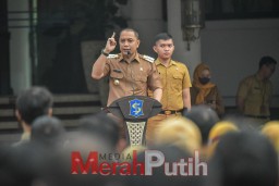 Wali Kota Eri Janjikan Menaikkan Pangkat Bagi Camat-Lurah yang Berhasil Bentuk 2 Kampung Madani