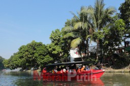 Taman Asreboyo Ngagel seluas 853 m2 Resmi Dibuka Dilengkapi Wahana Perahu Air