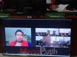 Terlibat Penipuan Ayuhan Anggota Polres Sampang Jadi Pesakitan PN Surabaya