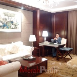 Dugaan Merebut Gedung Restauran Sangria by Pianoza