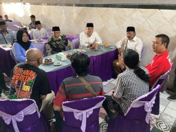 Penataan PKL di Kawasan Wisata Religi Sunan Ampel Wali Kota Eri Libatkan Tokoh Masyarakat