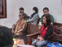 Terdakwa Ghufron Diseret Terkait Tempati Rumah Tanpa Izin Pemiliknya