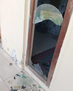 Kantor LSM FPSR Diteror Orang Tak Dikenal, Kaca Jendela Dipecah