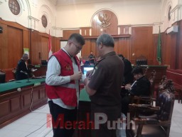 Ronald Tannur Dituntut 12 Tahun Penjara usai Aniaya Dini Hingga Tewas