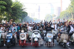 Surabaya Bervespa Gemuruhkan Wisata Kota Lama