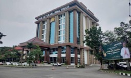 Kejari Tanjung Perak Hentikan Kasus Dugaan Korupsi Pembangunan Gedung UPN Surabaya