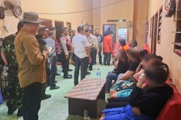 12 Wanita Dievakuasi dari Rumah Kosong di Sememi Surabaya, Ini Penyebabnya