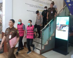 Dugaan Korupsi Pengelolaan Parkir Seret 2 Pejabat PD Pasar Surya