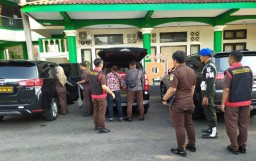 Kantor Dinas PUPR Digeledah Kejari Kabupaten Blitar Terkait Dugaan Korupsi Proyek Dam Kali Rp 4,9 Miliar