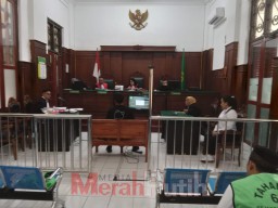 Miris! Janda 2 Anak Ini Nyambi Jual Sabu demi Biaya Hidup