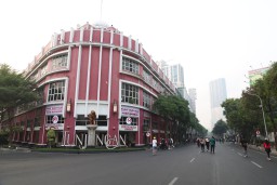 Bangun JPO Baru Jalan Tunjungan Didanai Investor