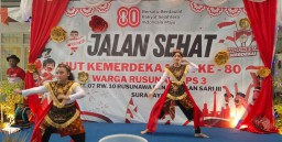 Semarak Jalan Sehat Warga Rusun PS III Surabaya Meriahkan HUT RI ke-80