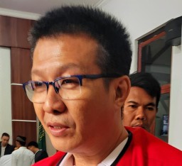 Baca juga : Jemy Peno Divonis 5 Bulan Bui Kasus Pemukulan Usai Pesta Miras