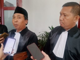 Hakim Marah Kadindik Jatim Mangkir dalam Sidang Dugaan Pemerasan