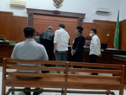 Baca juga : Penipuan Rumah Murah, Korban Tertipu Rp650 Juta hingga Masuk Rumah Sakit