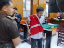 Pencabulan Anak Tiri Selama 13 Tahun, Antonio Sopacua Divonis 15 Tahun Penjara