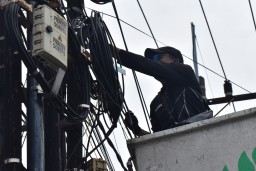 Baca juga : Lagi 45 Tiang Fiber Optik Ilegal Dibongkar
