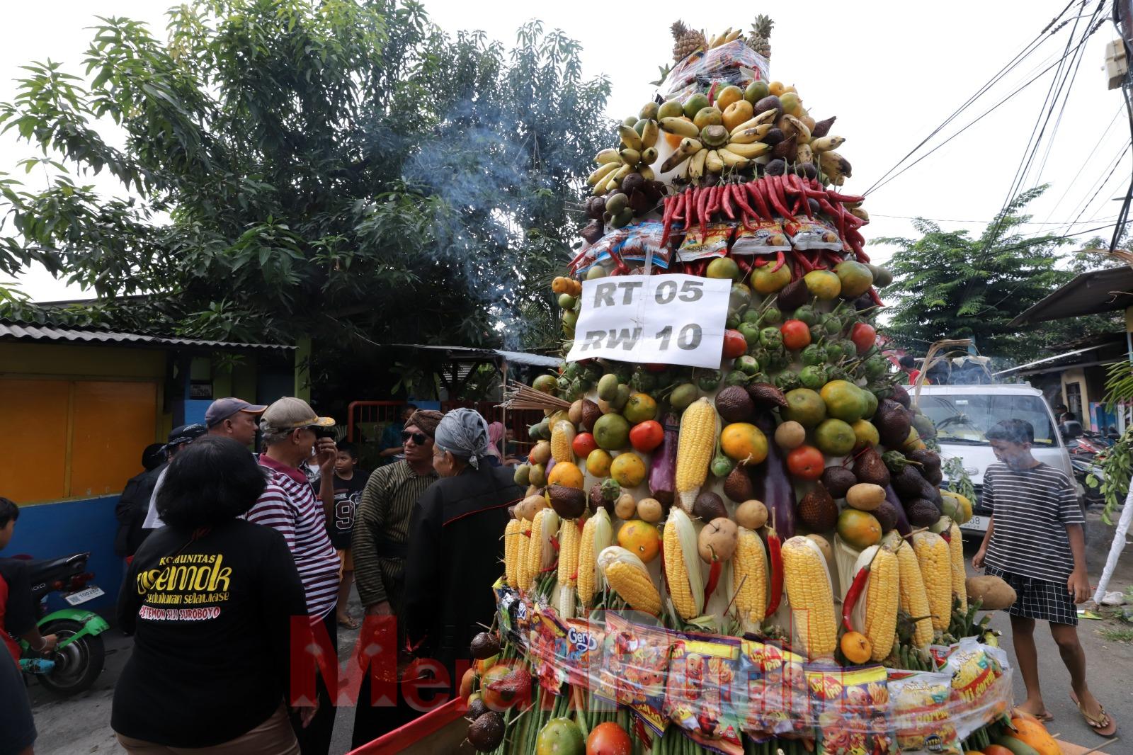 Acara sedekah bumi di petilasan Mbah Goemok (Mbah Toekinah/Mbah Dhukinah) di Petemon RW 10 Kelurahan Petemon