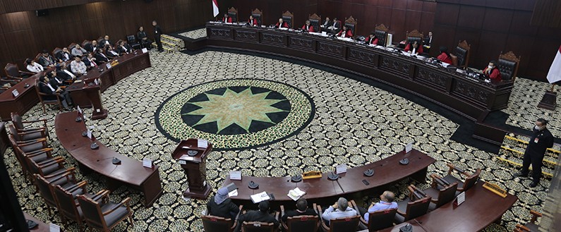 Mahkamah Konstitusi menggelar sidang pengucapan putusan pengujian Undang-Undang Nomor 7 Tahun 2017 tentang Pemilihan Umum, Selasa (15/08) di Ruang Sidang MK. Foto dok MK/Ifa.