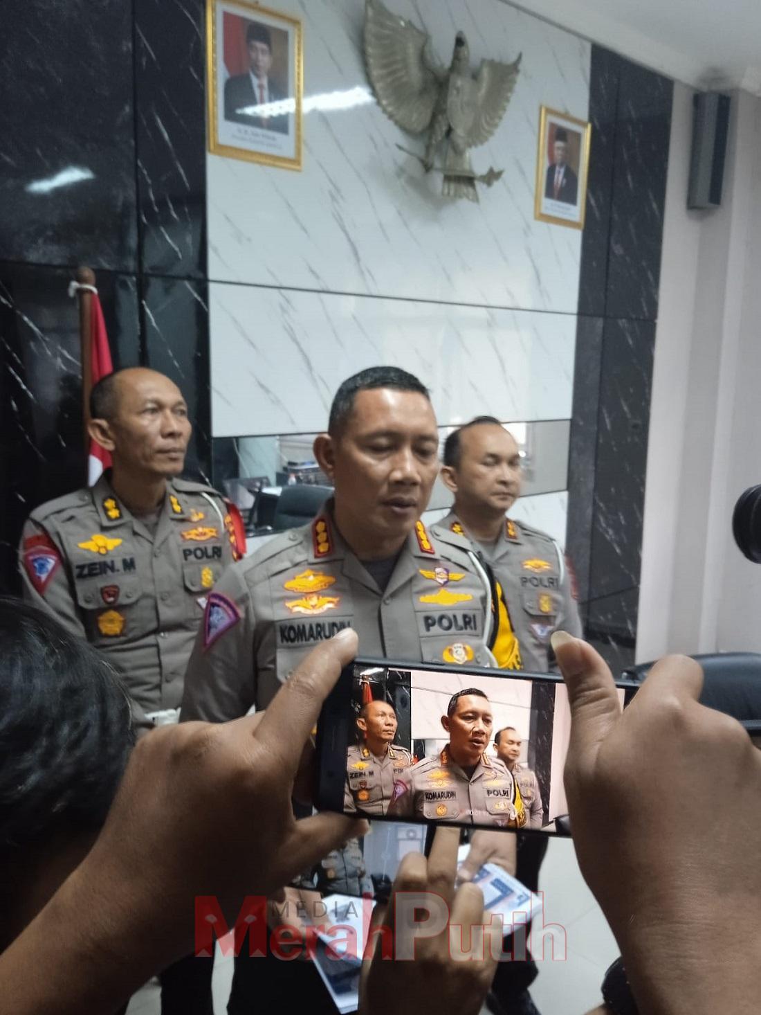 Direktur Direktorat Lalu Lintas Kepolisian Daerah Jawa Timur (Dirlantas Polda Jatim) Komisaris Besar Polisi Komarudin I MMP I Dhimas Guruh Prabowo