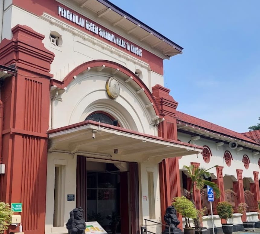 Pihak penggugat, merasa sangat kecewa akan kebijakan hakim PN Surabya yang tidak mengizinkan pelaksanaan tes DNA ulang, yang menurut mereka bisa menjadi bukti yang kuat untuk menuntaskan kasus ini I MMP I dok