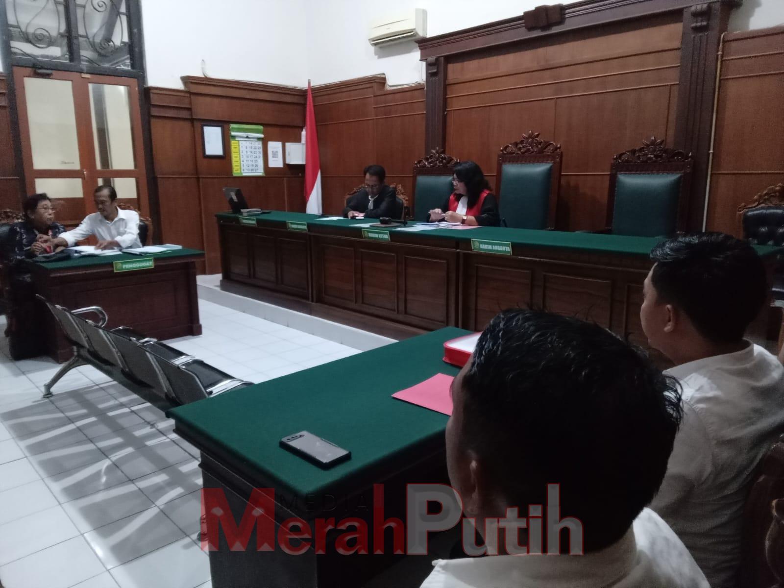 H. Arifin Saibu kuasa hukum pemohon Agung Wibowo berpandangan keterangan dari termohon (Polda Jatim) banyak yang tidak sesuai dengan fakta yang ada. Saat ditangani oleh Unit IV sekitar empat (4) tahun dan waktu diserahkan ke Kejaksaan Tinggi Jawa Timur ma