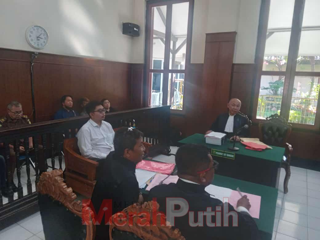 Terdakwa menegaskan bahwa jumlah kerugian tidak sesuai dengan tuduhan yang dialamatkan kepadanya. Total kerugian setelah dipotong mencapai sekitar Rp 135 juta, berbeda dari tuduhan yang menyebutkan Rp 157 juta I MMP I Totok Prastyo